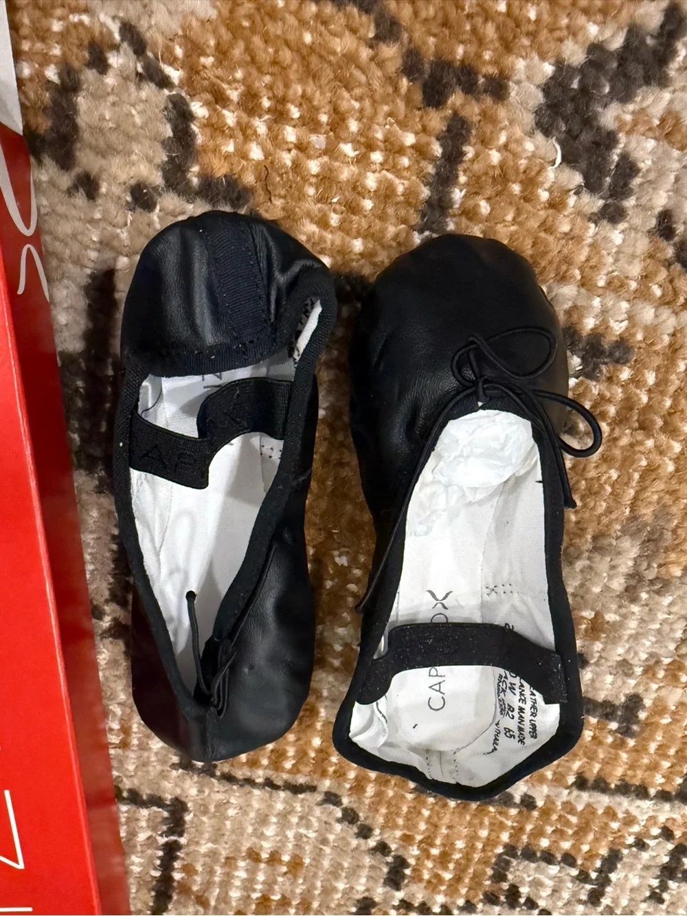 New in box black Daisy Capezio ballet slippers size 10